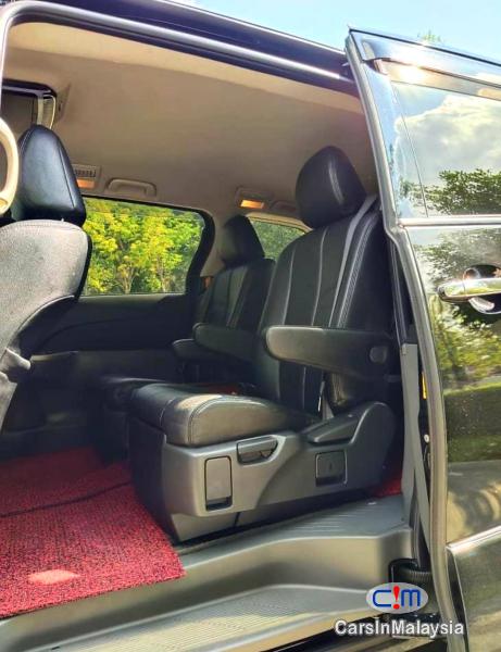 Toyota Estima 2.5-LITER 7 SEATER FAMILY MPV Automatic 2015 in Malaysia - image