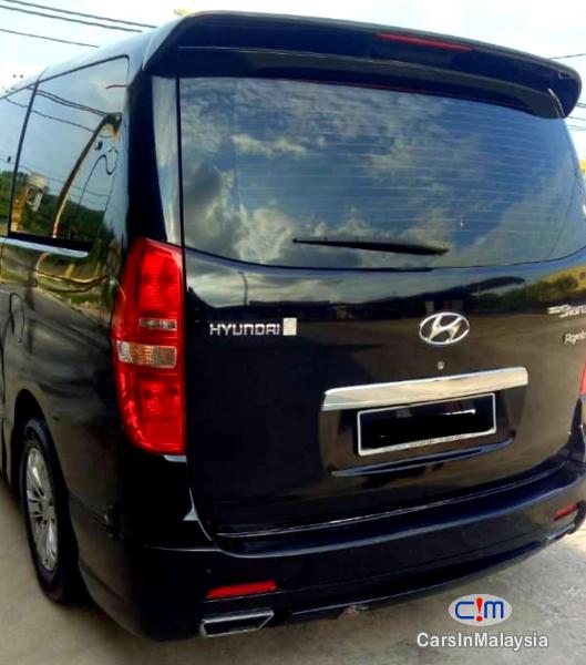 Hyundai Grand Starex 2.5-LITER 11 SEATER FAMILY MPV Automatic 2015 in Malaysia