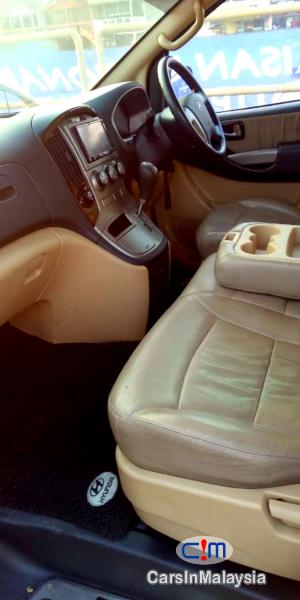 Hyundai Grand Starex 2.5-LITER 11 SEATER FAMILY MPV Automatic 2015 - image 5