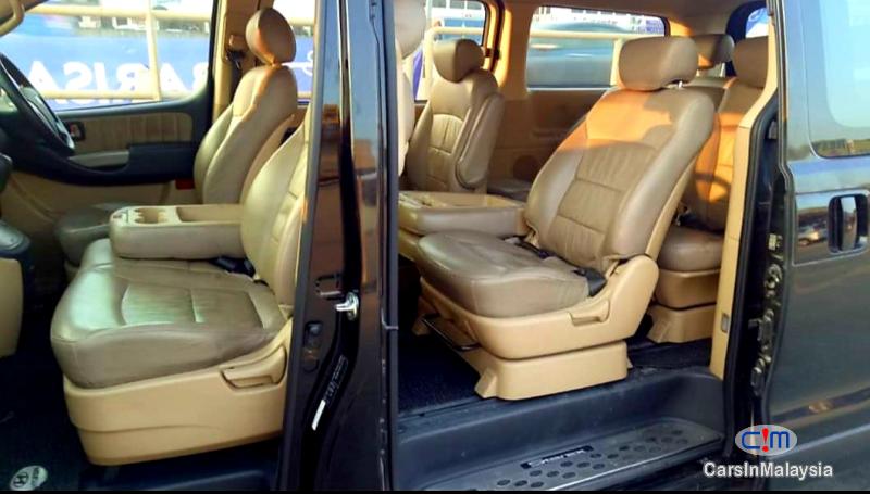 Hyundai Grand Starex 2.5-LITER 11 SEATER FAMILY MPV Automatic 2015 - image 6