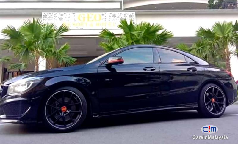 Mercedes Benz CLA250 2.0-LITER LUXURY SEDAN Automatic 2016 - image 5