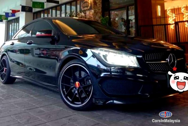 Mercedes Benz CLA250 2.0-LITER LUXURY SEDAN Automatic 2016 - image 6