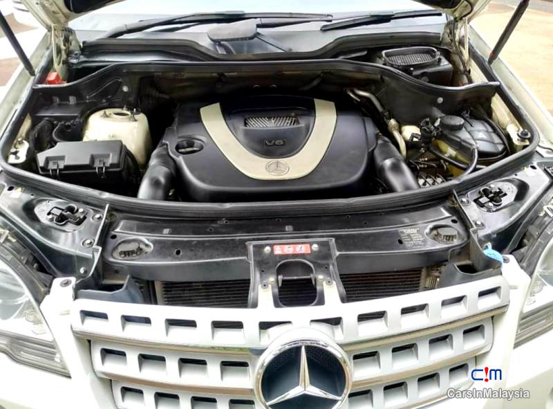 Mercedes Benz ML300 3.0-LITER LUXURY MPV Automatic 2012 - image 9