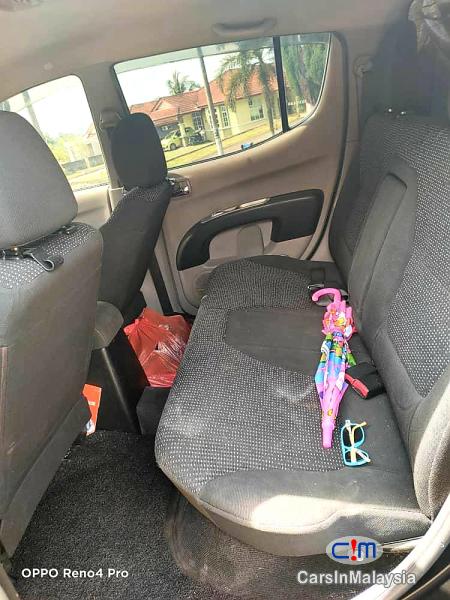 Mitsubishi Triton 3.2-LITER 4X4 DIESEL DOUBLE CAB CASIS Automatic 2012 in Malaysia