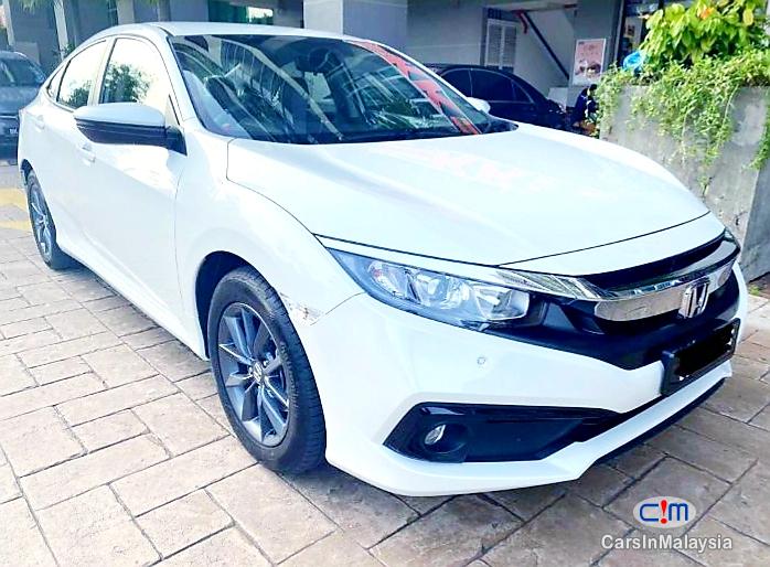 Honda Civic 1.8-LITER LUXURY SPORT SEDAN Automatic 2020 - image 2