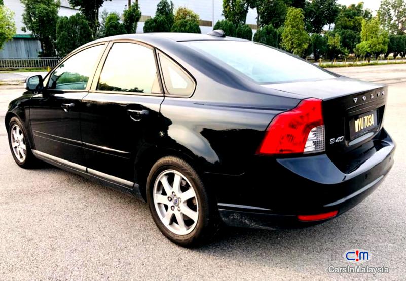 Volvo S40 2.0-LITER LUXURY SEDAN Automatic 2010 in Selangor