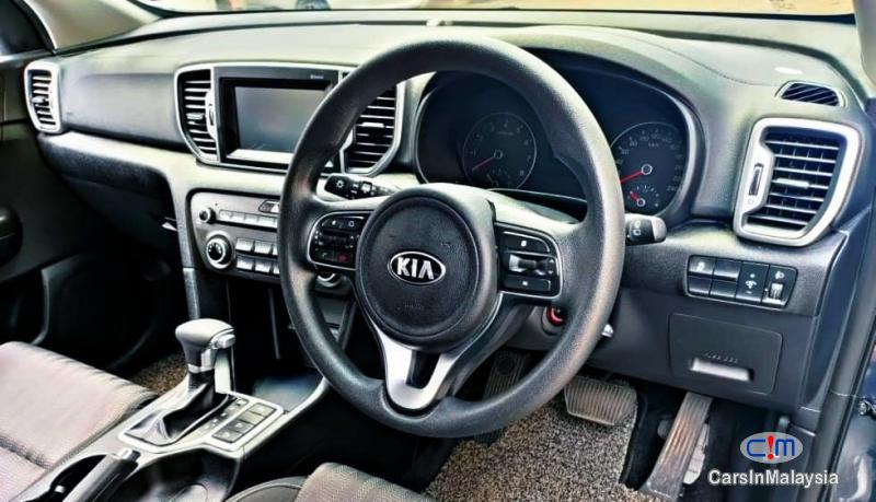 Kia Sportage 2.0-LITER RARE MODEL SPECIAL EDITION SUV 2017 Automatic 2017 - image 10