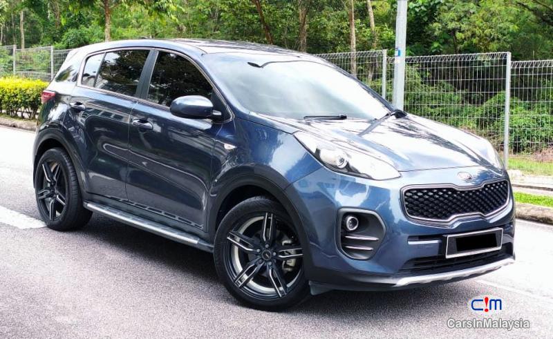 Kia Sportage 2.0-LITER RARE MODEL SPECIAL EDITION SUV 2017 Automatic 2017 - image 11