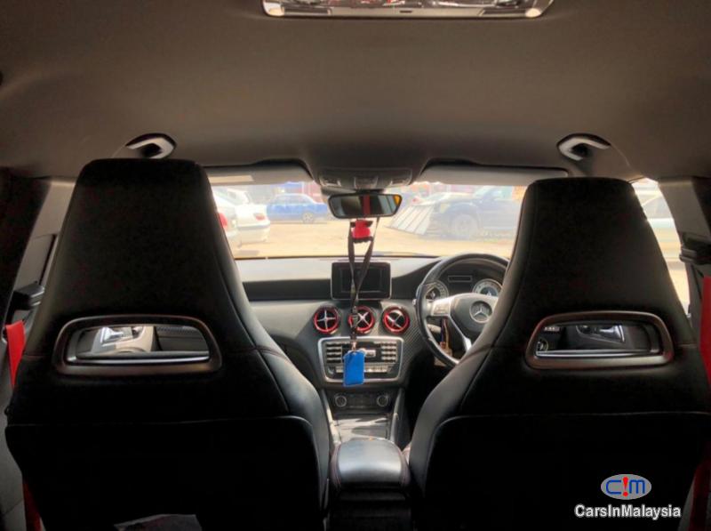 Mercedes Benz A250 2.0-LITER LUXURY HATCHBACK TURBO SPORT Automatic 2013 - image 5