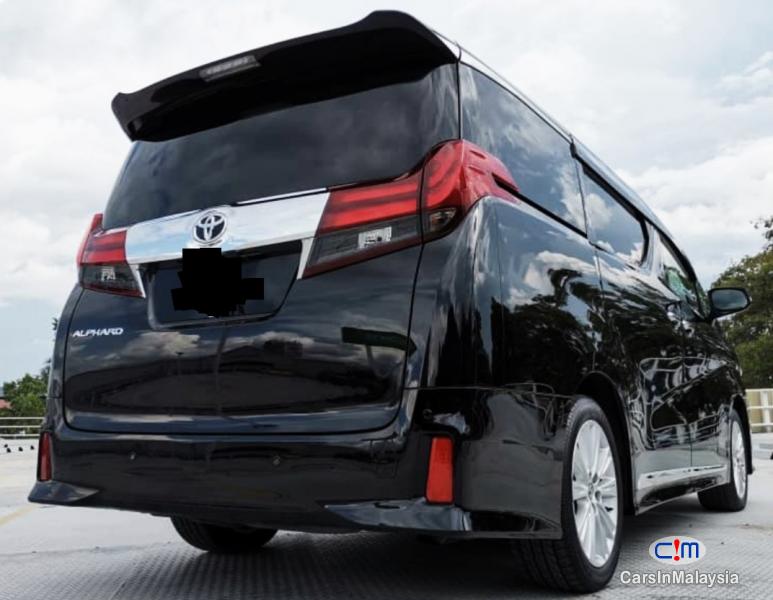 Toyota Alphard 2.5-LITER LUXURY FAMILY MPV 7 SEATERS Automatic 2021 in Kuala Lumpur
