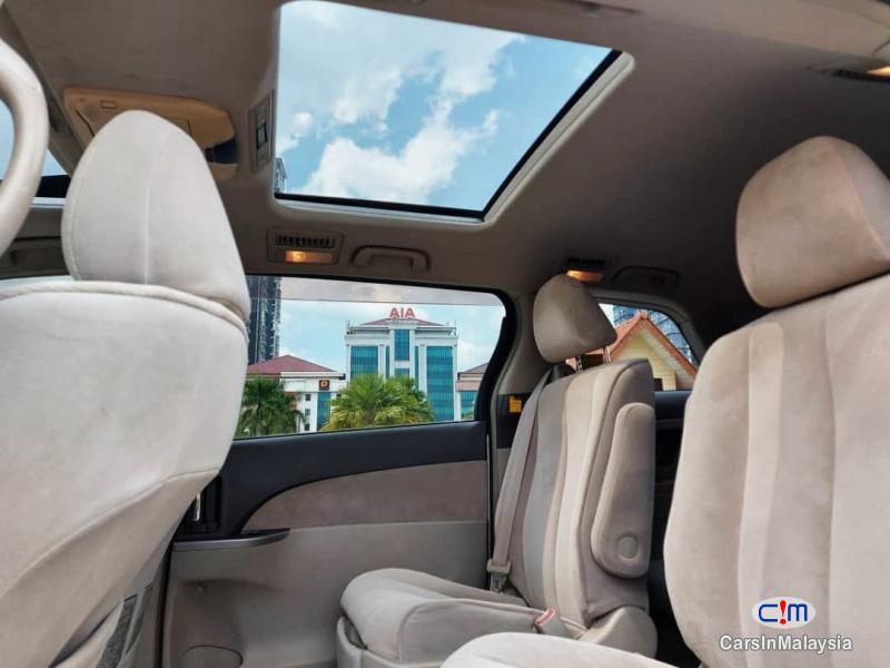 Toyota Estima 2.4-LITER FAMILY MPV 7 SEATER Automatic 2009 - image 9