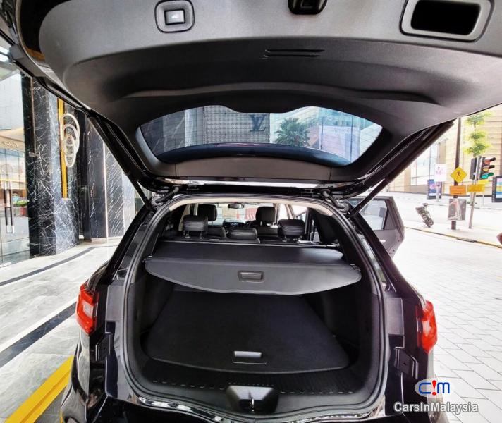 Renault Koleos 2.5-LITER LUXURY SUV Automatic 2020 - image 10