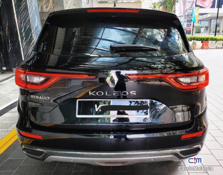 Renault Koleos 2.5-LITER LUXURY SUV Automatic 2020 - image 2