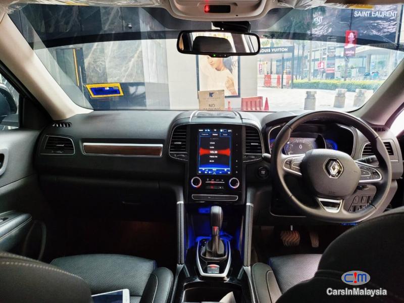 Renault Koleos 2.5-LITER LUXURY SUV Automatic 2020 - image 5