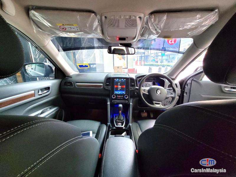 Renault Koleos 2.5-LITER LUXURY SUV Automatic 2020 - image 6