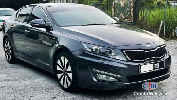 Kia Optima K5 2.0-LITER LUXURY SEDAN KERETA SAMBUNG BAYAR CAR CONTINUE LOAN Automatic 2013 - image 4