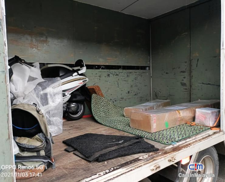 Picture of Isuzu NPR 4.3-LITER BONDED LORRY 3 TON Manual 2012 in Malaysia