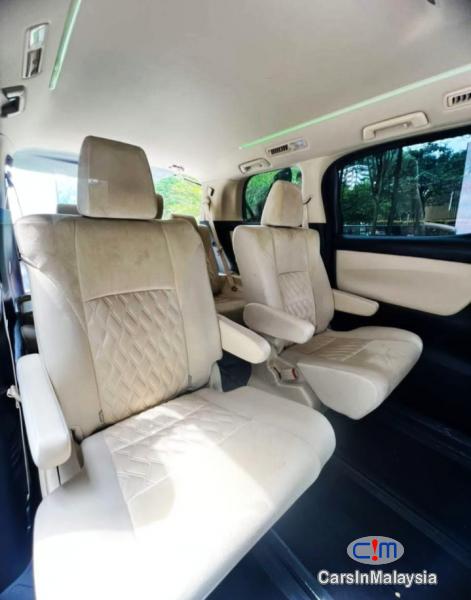 Toyota Vellfire 2.5-LITER FAMILY MPV NEW FACELIFT Automatic 2022 - image 6