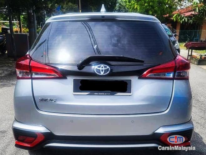 Toyota Yaris 1.5-LITER ECONOMIC HATCHBACK Automatic 2020 - image 2