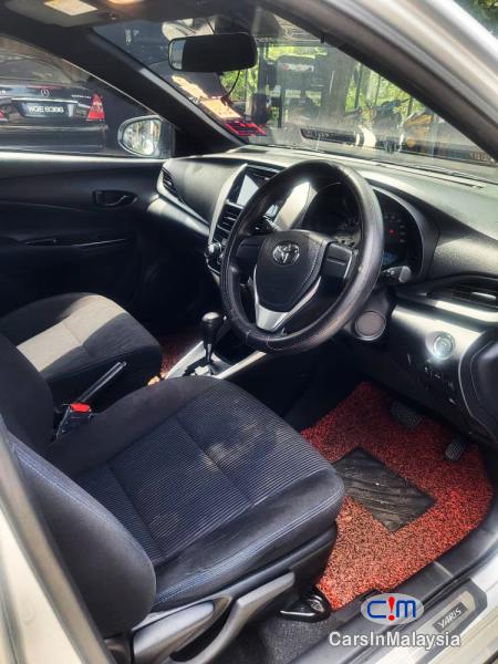 Toyota Yaris 1.5-LITER ECONOMIC HATCHBACK Automatic 2020 - image 8