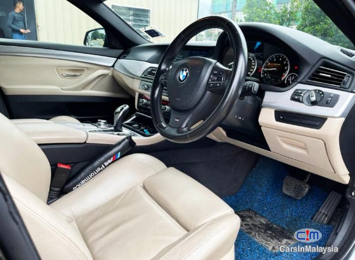 BMW 5 Series 2.0-LITER LUXURY SEDAN Automatic 2012 in Malaysia - image