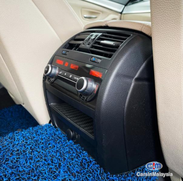 BMW 5 Series 2.0-LITER LUXURY SEDAN Automatic 2012 - image 9