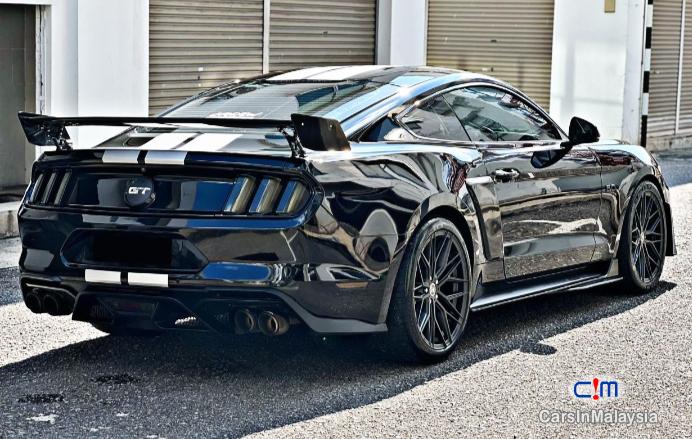 Ford MUSTANG 5.0-Liter SPORT SUPERCAR KERETA SAMBUNG BAYAR Automatic 2019 - image 3