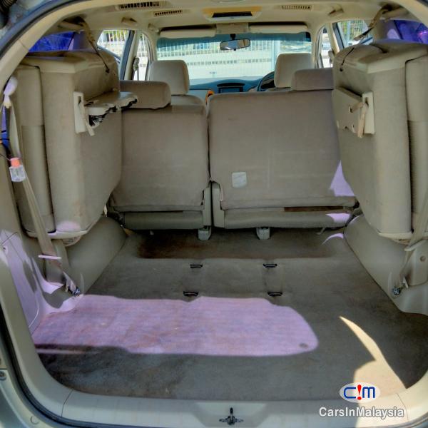 Toyota Innova Automatic 2010 - image 11