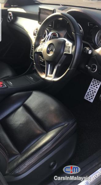 Mercedes Benz CLA250 2.0-LITER LUXURY SEDAN TURBO Automatic 2013 in Kuala Lumpur