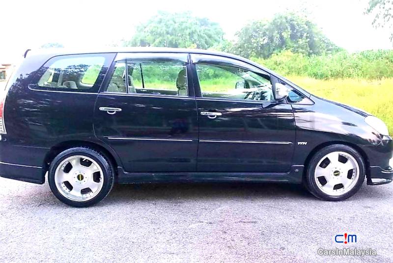 Toyota Innova 2.0-LITER ECONOMIC FAMILY SUV Automatic 2009 - image 16