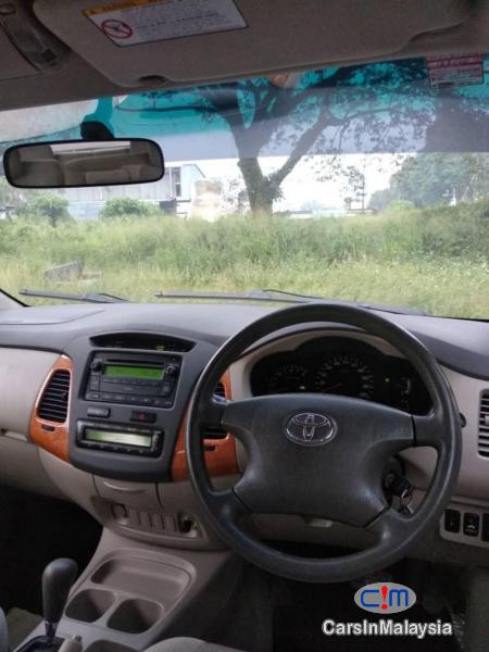 Toyota Innova 2.0-LITER ECONOMIC FAMILY SUV Automatic 2009 in Selangor - image