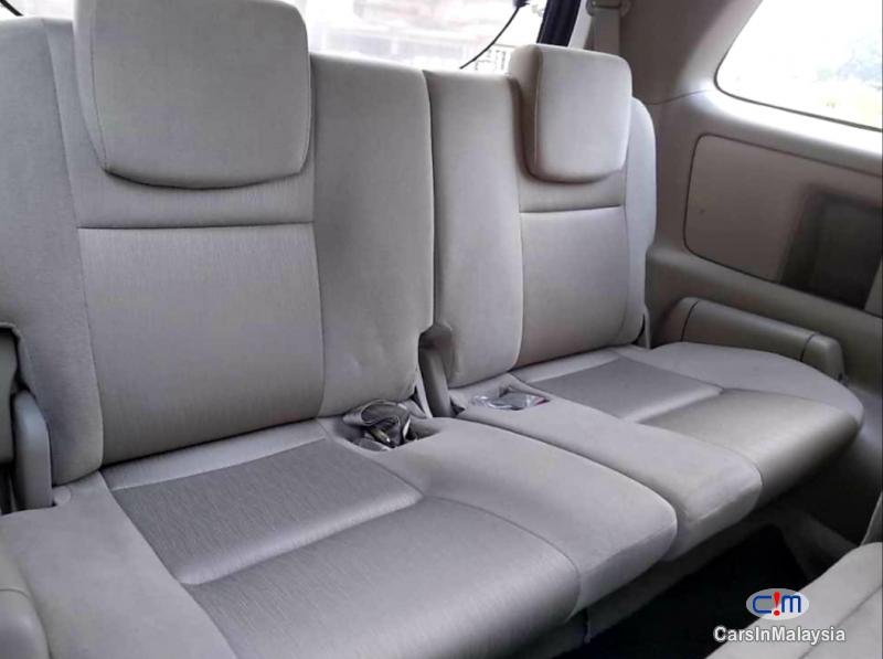 Toyota Innova 2.0-LITER ECONOMIC FAMILY SUV Automatic 2009 - image 9