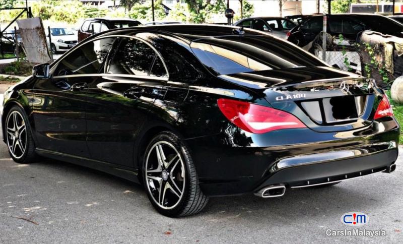 Mercedes Benz CLA180 1.8-LITER LUXURY SPORT SEDAN Automatic 2018 in Malaysia