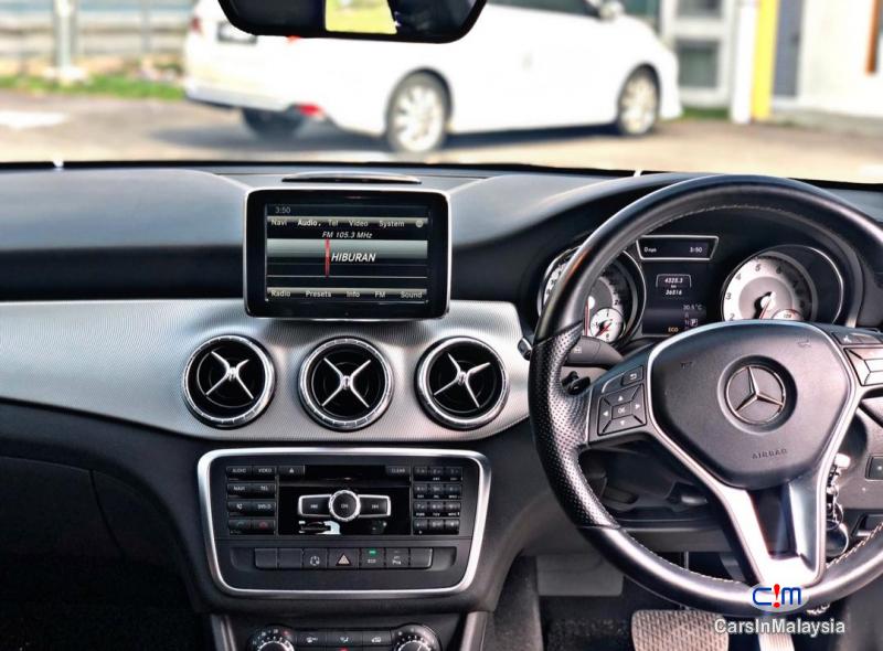 Mercedes Benz CLA180 1.8-LITER LUXURY SPORT SEDAN Automatic 2018 in Kuala Lumpur - image