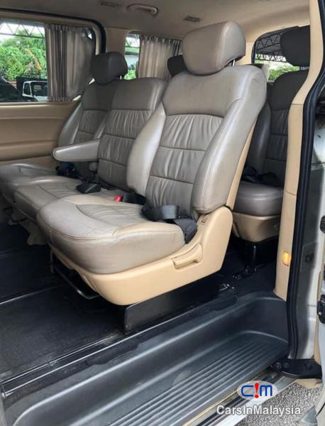 Hyundai Grand Starex 2.5-LITER 11 SEATER FAMILY MPV Automatic 2010 - image 10