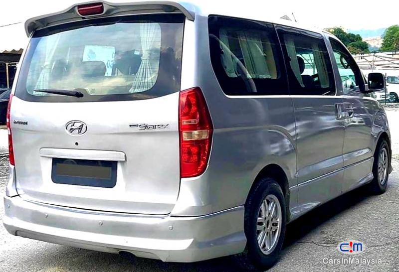 Hyundai Grand Starex 2.5-LITER 11 SEATER FAMILY MPV Automatic 2010 - image 4