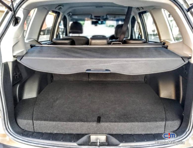Subaru Forester 2.0-LITER LUXURY FAMILY SUV Automatic 2017 - image 15
