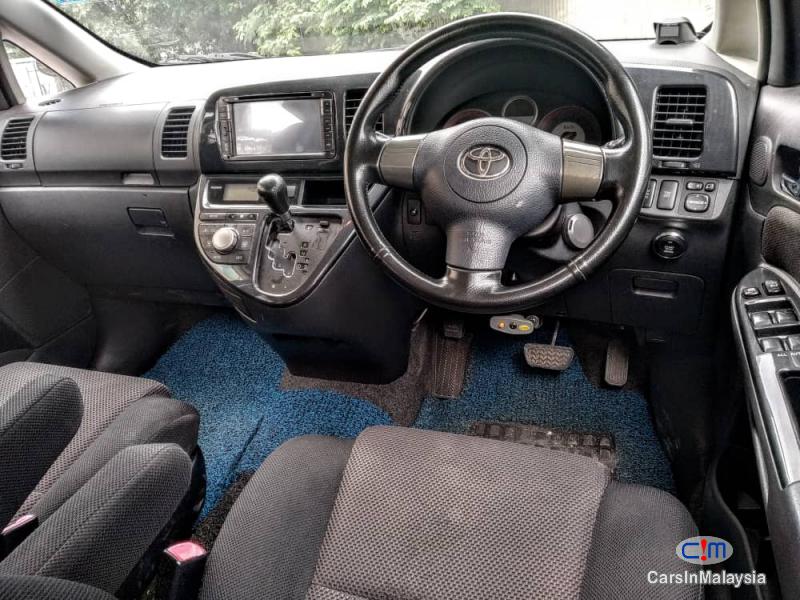 Toyota Wish 2.0-LITER ECONOMY FAMILY MPV 7 SEATER Automatic 2006 - image 9