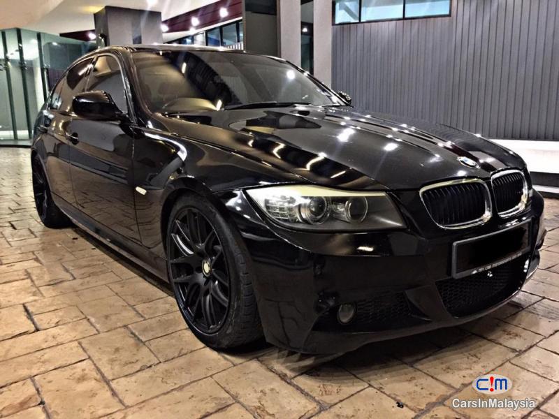 Picture of BMW 3 Series 2.0-LITER LUXURY SEDAN Automatic 2010 in Selangor