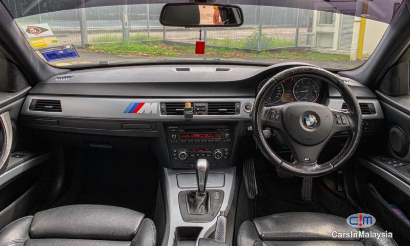 BMW 3 Series 2.0-LITER PERFOMENCE LUXURY CAR Automatic 2009 in Kuala Lumpur - image
