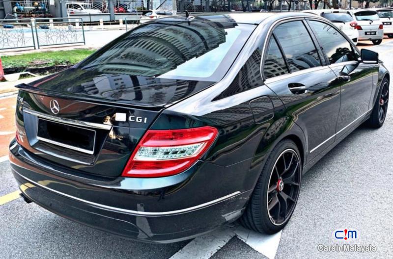 Mercedes Benz C250 CGI 1.8-LITER LUXURY SEDAN Automatic 2010