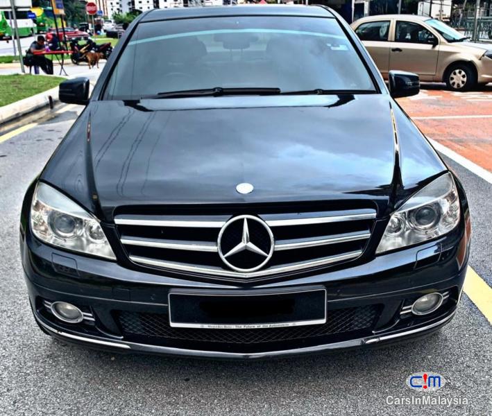 Mercedes Benz C250 CGI 1.8-LITER LUXURY SEDAN Automatic 2010 in Selangor