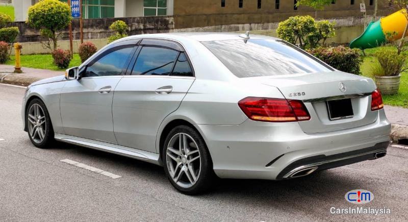 Mercedes Benz E250 2.0-LITER SEDAN LUXURY CAR Automatic 2018 - image 2