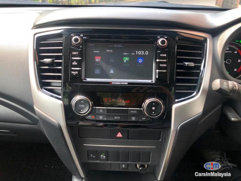 Mitsubishi Triton X Automatic 2018 - image 11