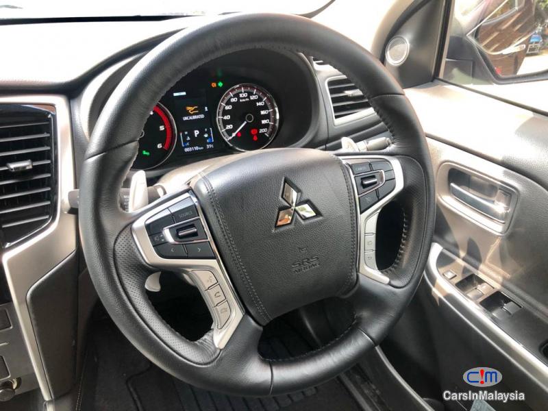 Mitsubishi Triton X Automatic 2018 - image 9