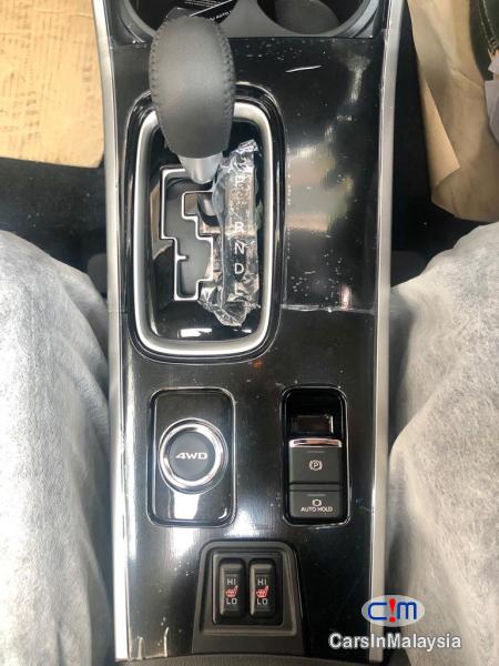 Mitsubishi Outlander 2.4 MIVEC Automatic 2019 - image 11