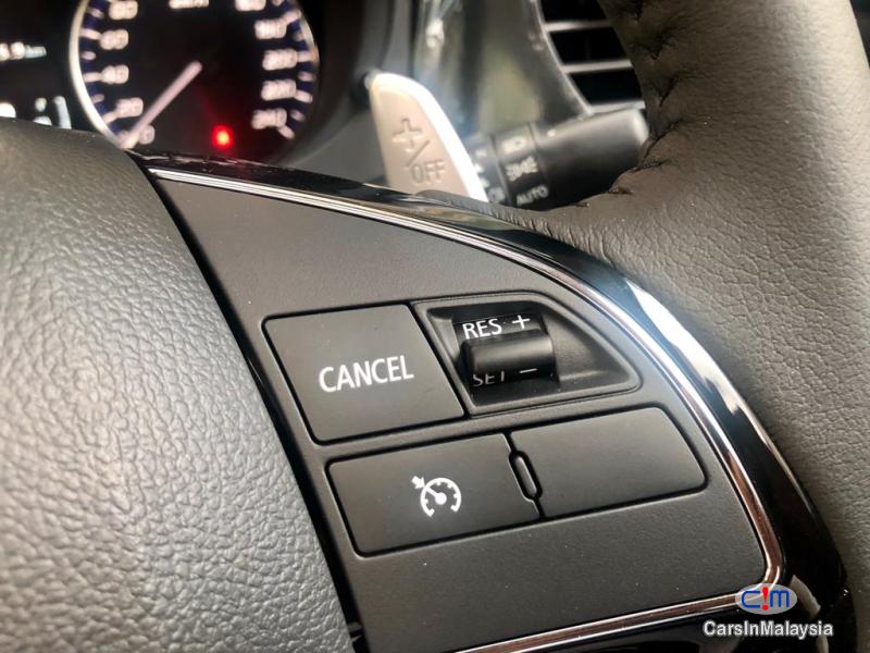 Mitsubishi Outlander 2.4 MIVEC Automatic 2019 - image 12