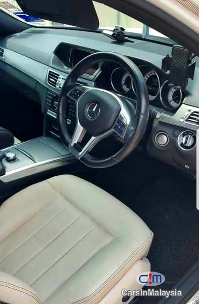 Mercedes Benz E250 CGI New Facelift Automatic 2016 - image 7