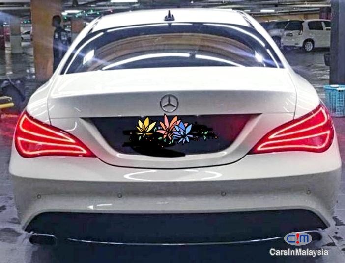 Mercedes Benz CLA200 LUXURY SPORT SEDAN Automatic 2015 - image 12