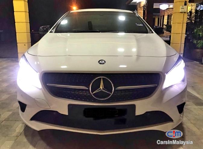 Mercedes Benz CLA200 LUXURY SPORT SEDAN Automatic 2015 in Kuala Lumpur